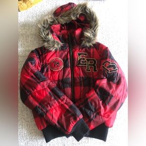 Eckōred Checkered red and black coat